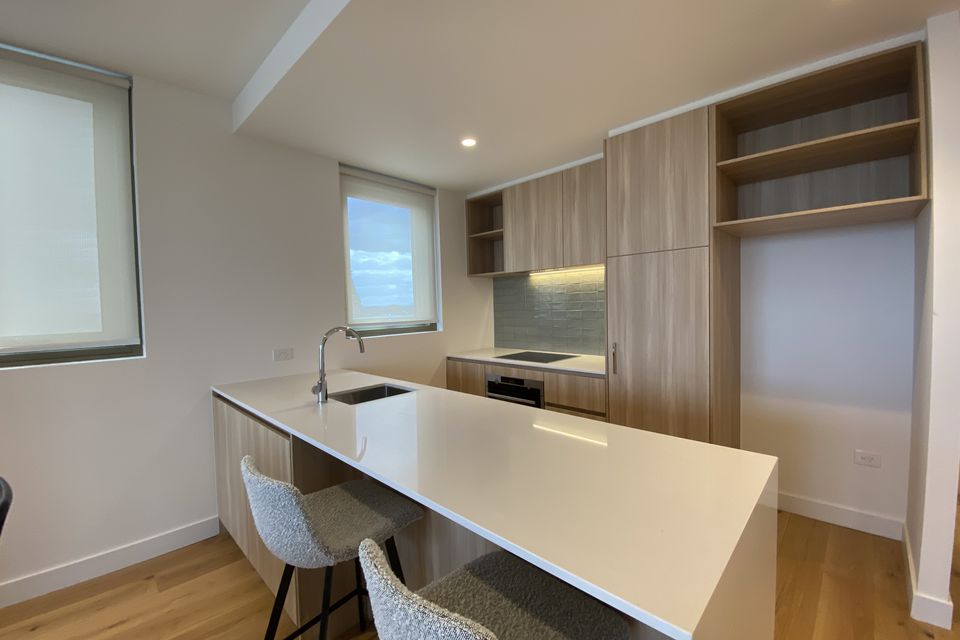 710 / 20 Wardens Walk, Coburg