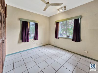 8 Evans Street , Atherton