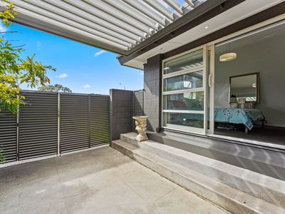 1/64 Seaview Road, Castor Bay