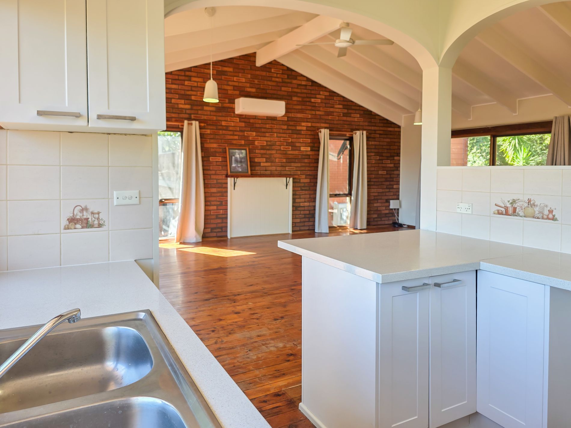 5 Burrawang Crescent, Sunshine Bay