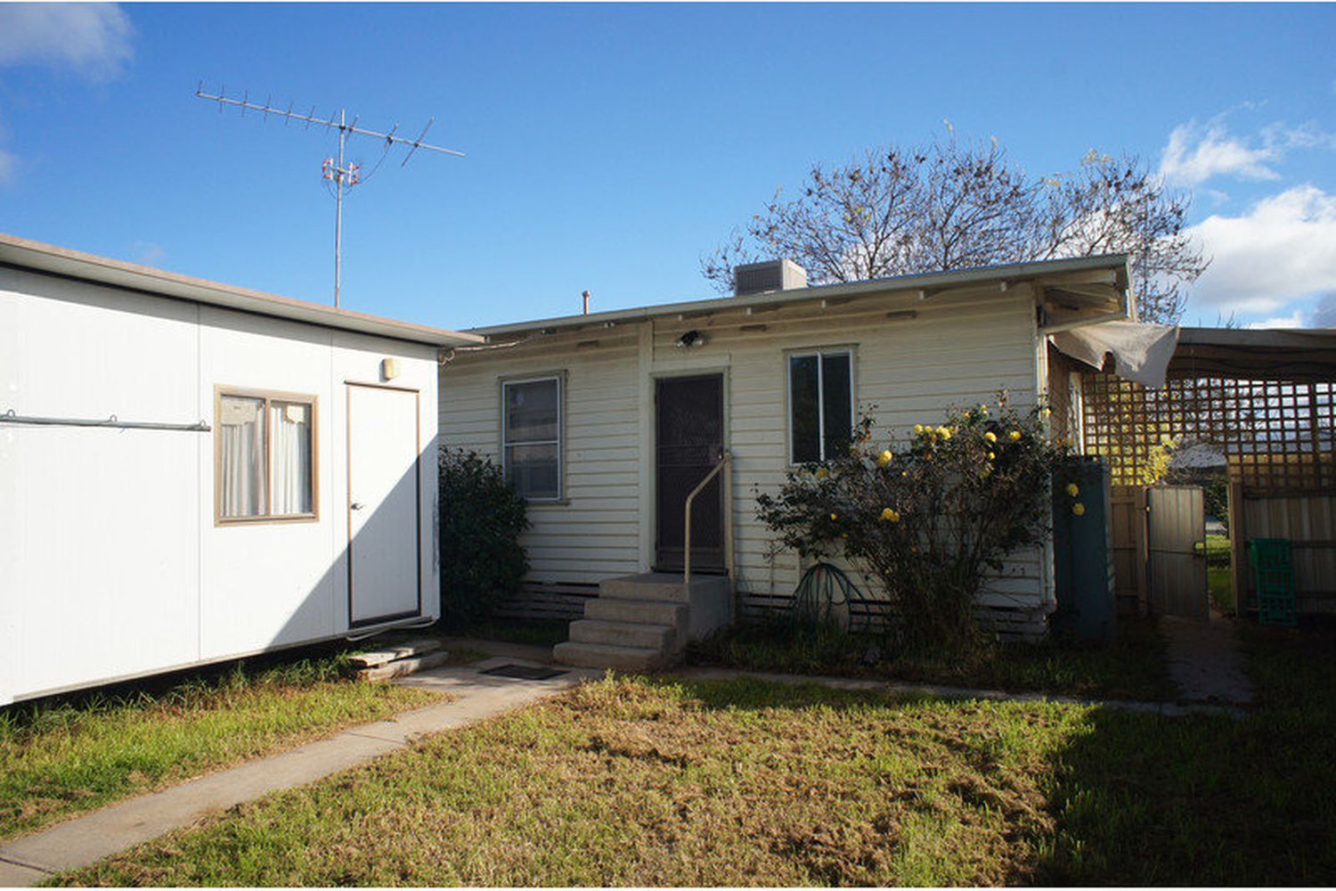6 Elizabeth Street, Horsham