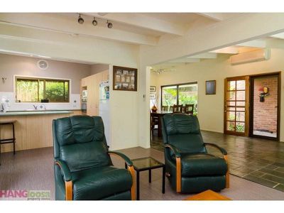 27 Palm Grove Cres, Tewantin