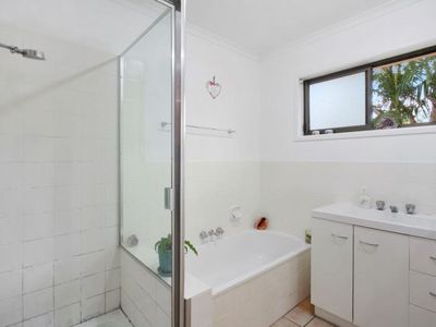 16 Foedera Crescent, Tewantin