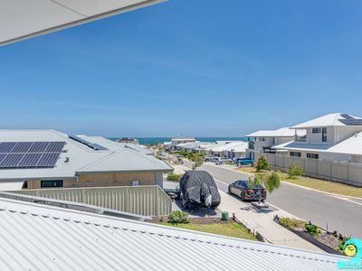 33 Summerhome Parade, Yanchep
