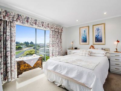 2 Fifth Street, Beachport