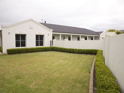8 Englewood Avenue, Dubbo