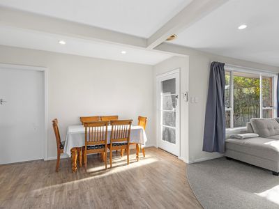 38 Greenhaven Drive, Burwood