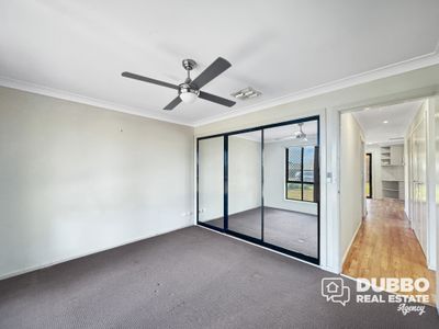 17 Eden Park Avenue, Dubbo