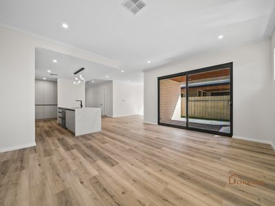 2 Twomey Place, Willetton