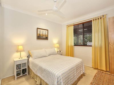 42 Riviera Avenue, Tweed Heads West