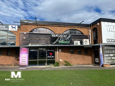 2 / 1 Field Close, Moorebank