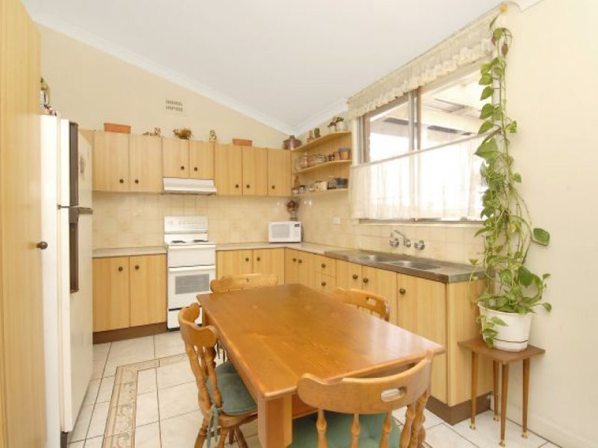 36 Robey Street, Mascot