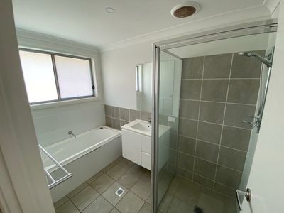 15B Apsley Cresecent, Dubbo
