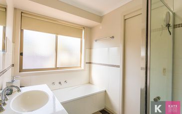 Unit 2/6 Messmate Court, Berwick