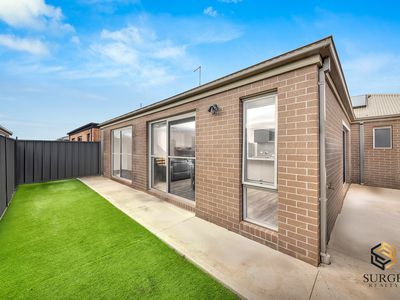 15-17 Voyage Cct, Corio