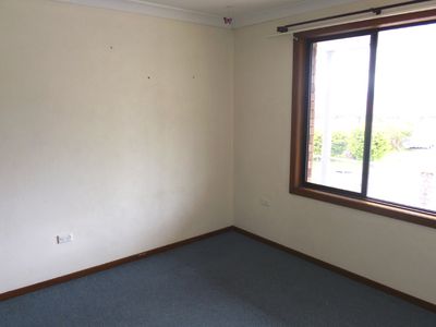 17a McKenzie Avenue, Mount Warrigal