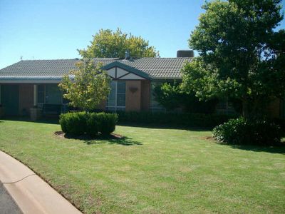 11 Eumung Street, Dubbo