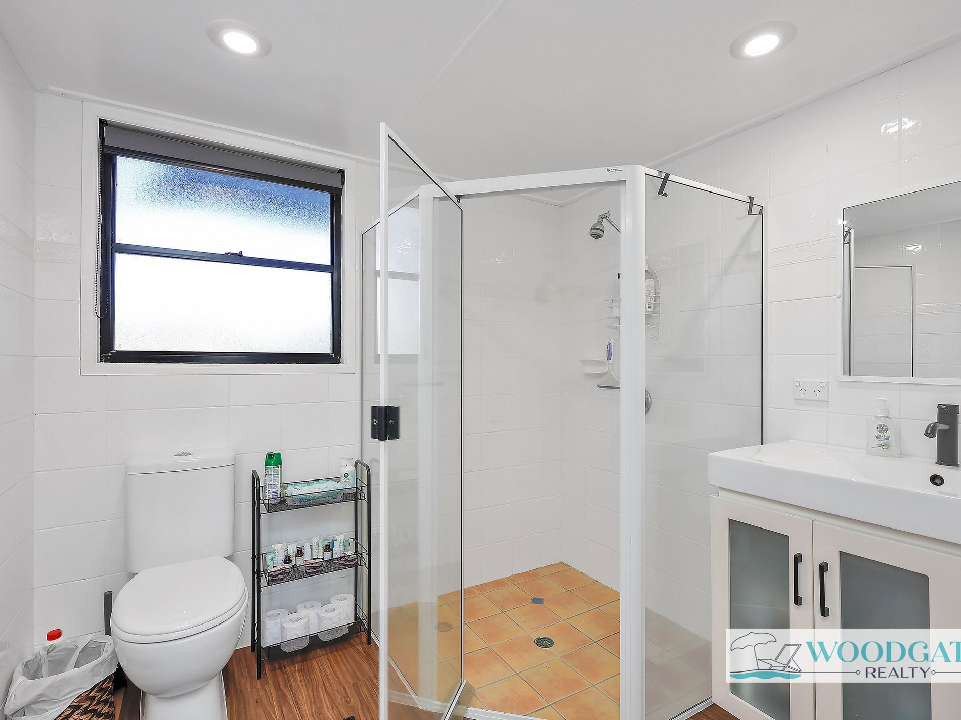 27 MACKEREL STREET, Woodgate