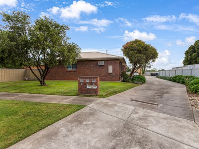 1, 2 & 3 / 1 Pelican Court, Wangaratta