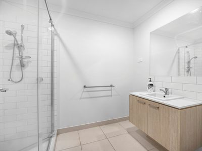 9 Peatland Walk, Werribee