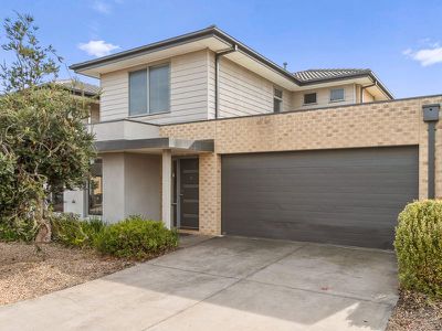 16 / 106 Broderick Road, Carrum Downs