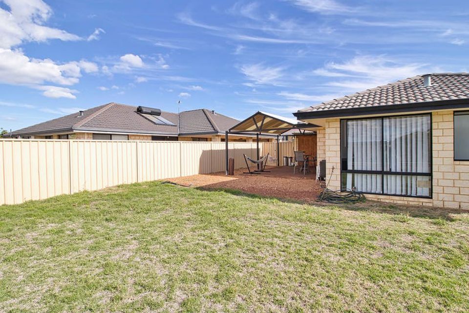 9 Hueston Lookout  , Leda