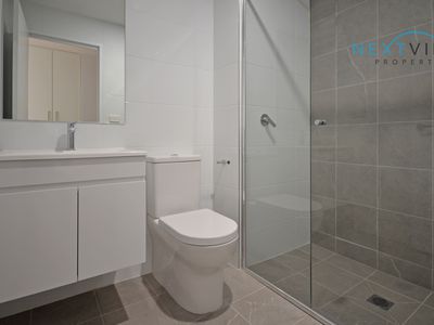 E802 / 11 Charles Street, Wickham