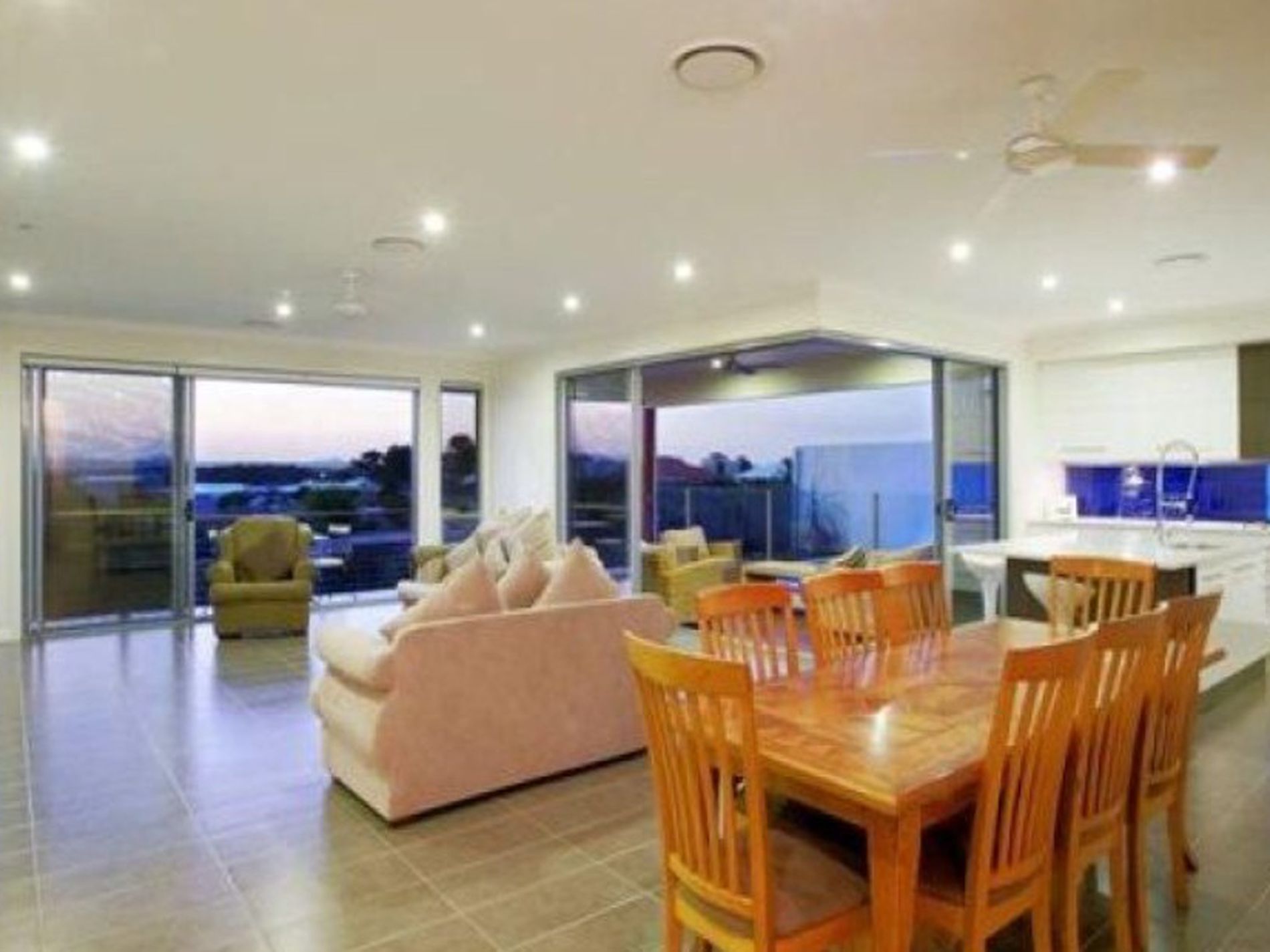 10 Tea Tree Grove, Peregian Springs