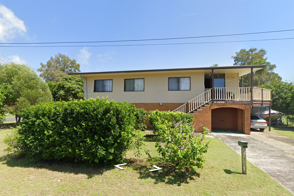 25 Loxton Avenue, Iluka
