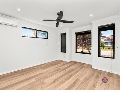 10 Moston Crescent, Bertram