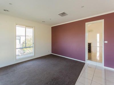 93 YARRALUMLA DR, Wodonga