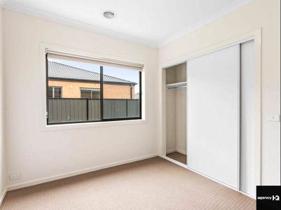 6 Radiance Street, Tarneit