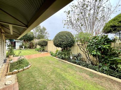 9 Lakeside Court, Torquay