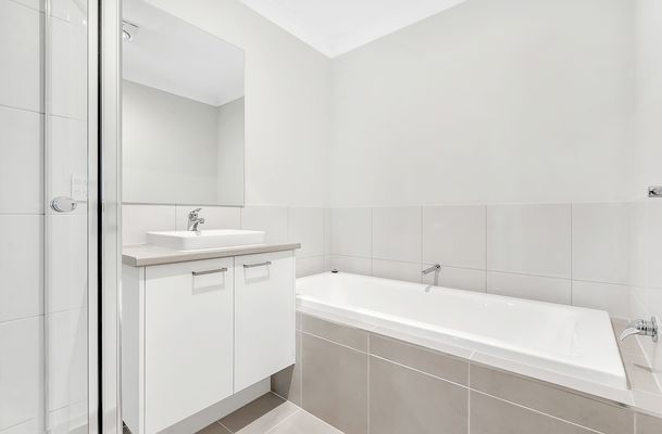 9 Caladenia Walk, Craigieburn