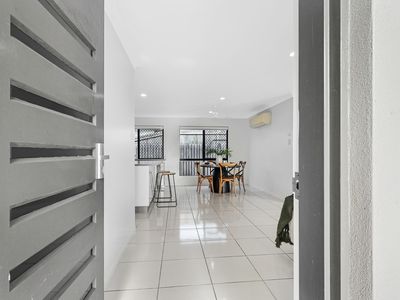 7 / 65 Pioneer Street, Glenella