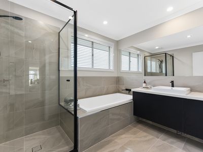 26 Waterman Drive, Clyde