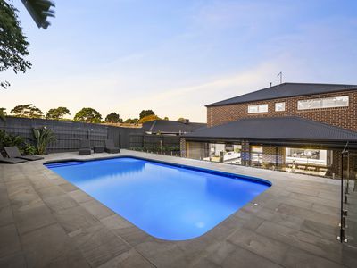 9 Sunnybrook Drive, Wheelers Hill