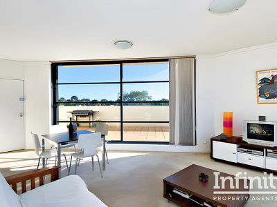 405W / 138 Carillon Avenue, Newtown