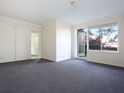 2 / 389 Barkly Street, Footscray