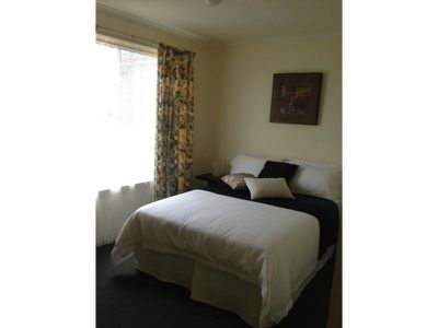 1 Burlington Crescent, Leopold