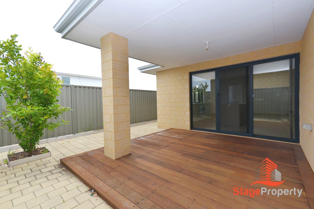 8 Astartea Parkway, Piara Waters