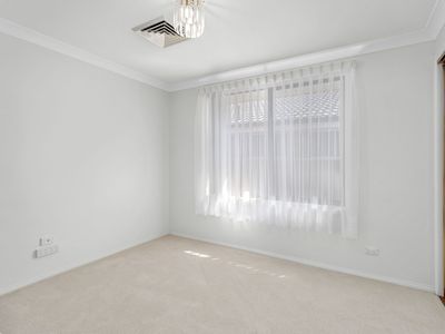 7 King George Parade, Forster