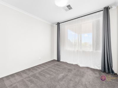 17 Simcoe Way, Caversham