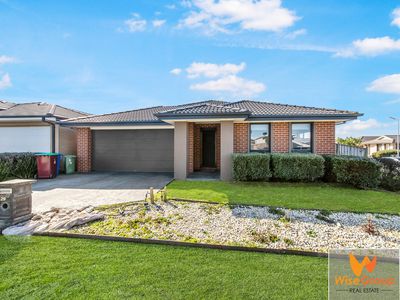 29 Lineham Drive, Cranbourne East