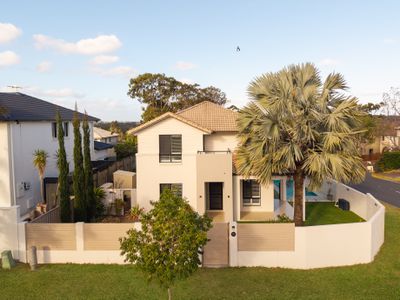 16 Hillcroft Place, Belmont