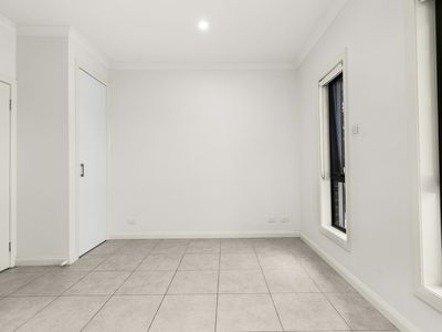 1 / 18 Hilton Street, Hadfield