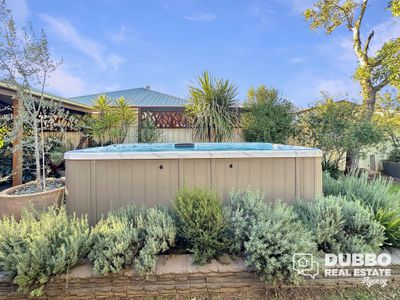 15 Sunvale Avenue, Dubbo