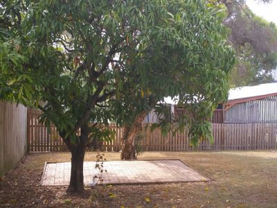 8 Kruger Street, Booval