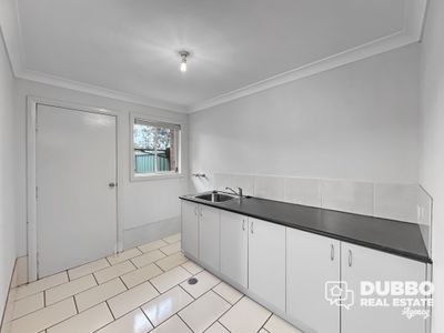 2 / 1 Jubilee Street, Dubbo