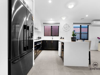 51 Kunlun Crescent, Clyde North